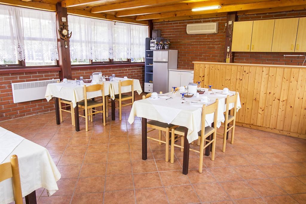 Bed and Breakfast Pansion Maria à Zadar Extérieur photo