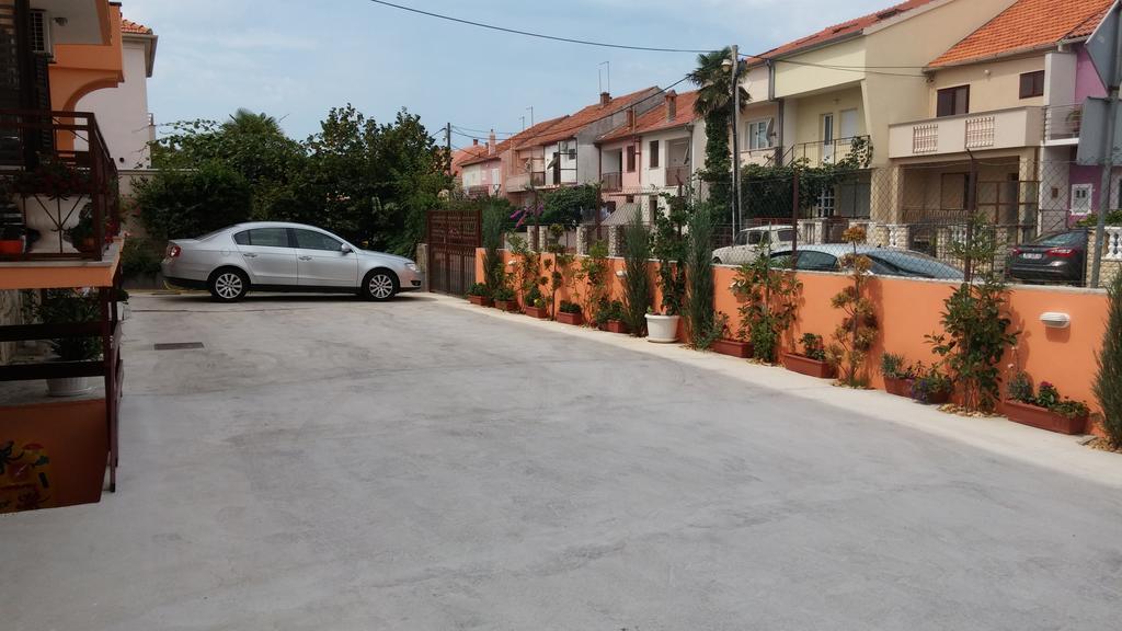 Bed and Breakfast Pansion Maria à Zadar Extérieur photo